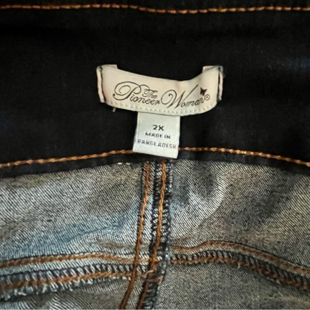 Pioneer Woman Pull on Jeans, stretchy pull on. Plus size 2X (20W-22W) NWT - Picture 6 of 10
